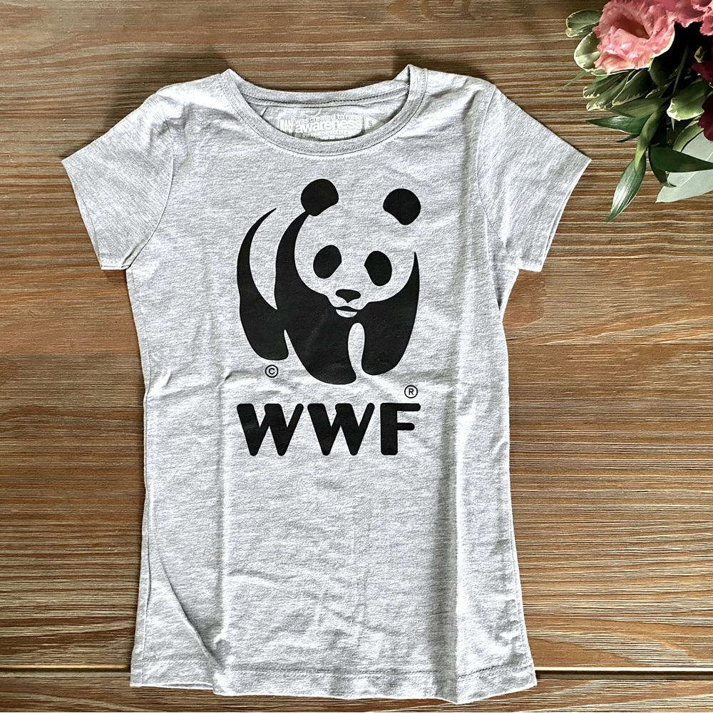 NWOT WWF Panda Bear T-Shirts size S